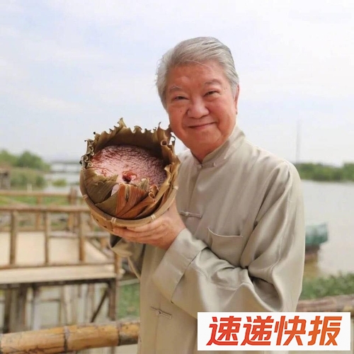 蔡澜近年活跃于社交网，不过以分享文章为主。