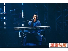 徐佳莹被曝7年婚变后首露面，同台詹雯婷飙歌
